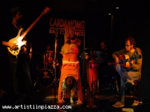 Artisti in Piazza: Larumbé Larumbé