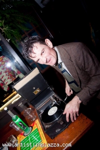 Jules Landau DJ